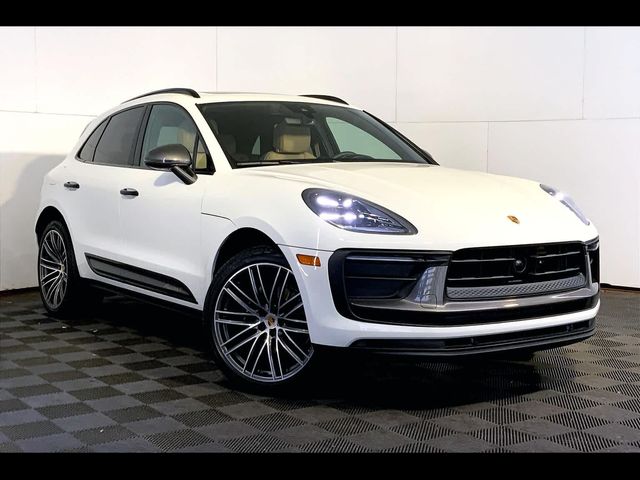 2023 Porsche Macan T