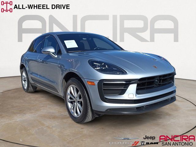 2023 Porsche Macan T