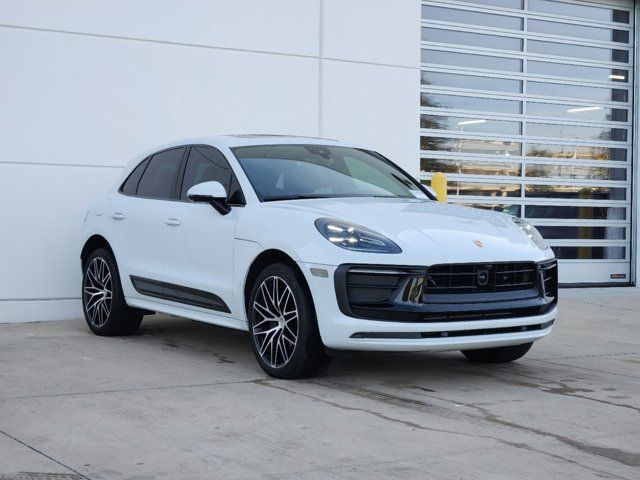 2023 Porsche Macan T