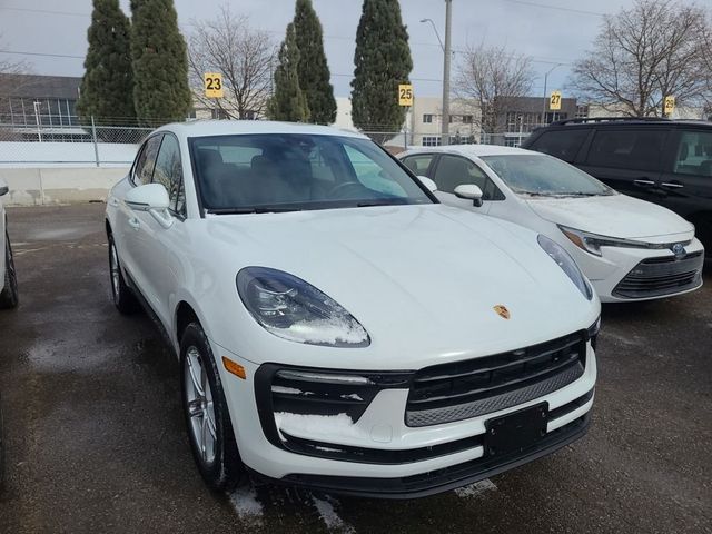 2023 Porsche Macan T