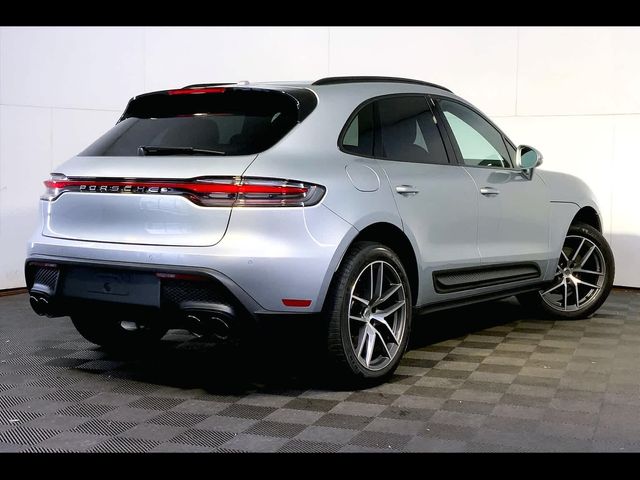 2023 Porsche Macan T