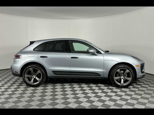 2023 Porsche Macan T