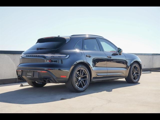 2023 Porsche Macan T