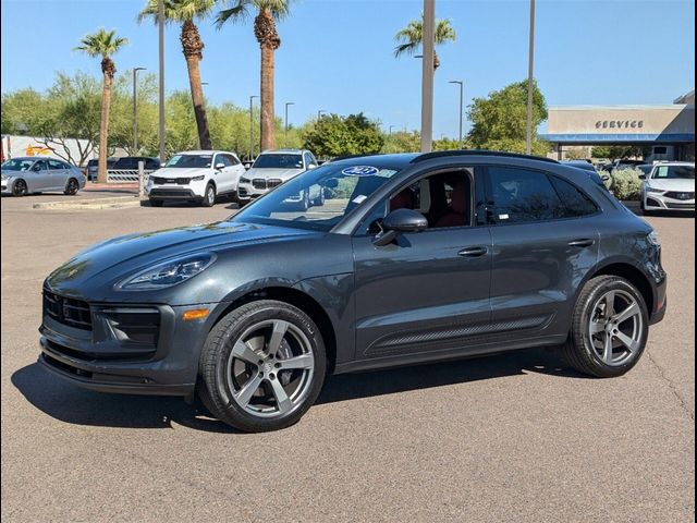 2023 Porsche Macan T