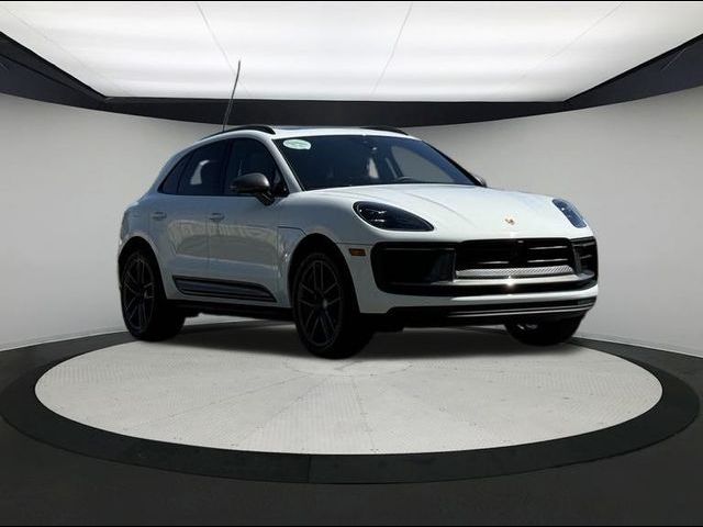 2023 Porsche Macan T