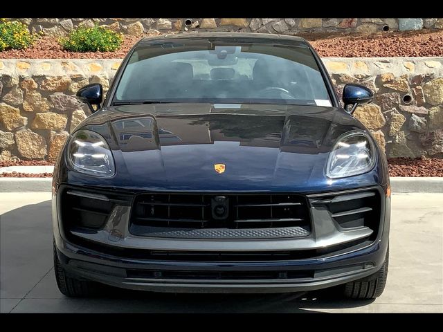 2023 Porsche Macan T