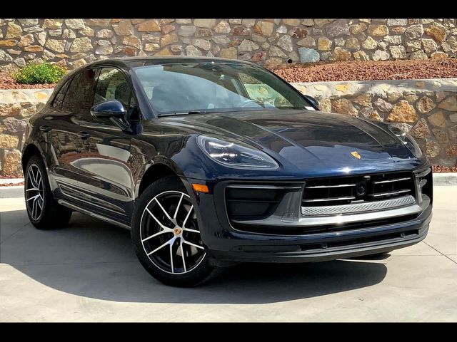 2023 Porsche Macan T