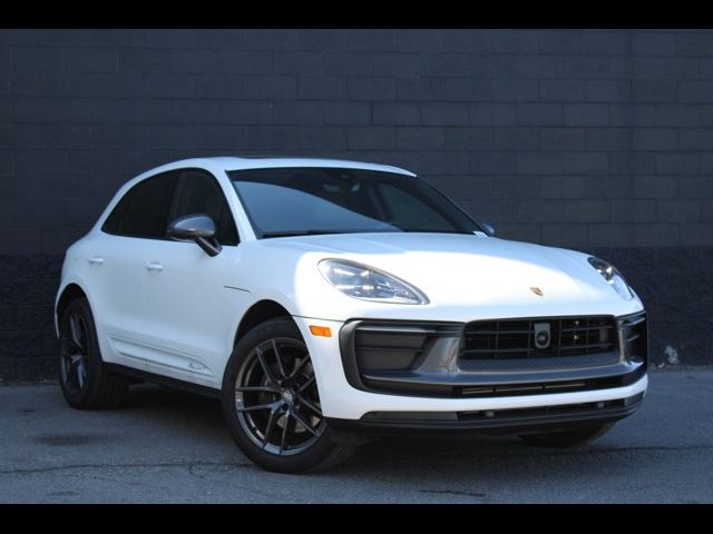 2023 Porsche Macan T