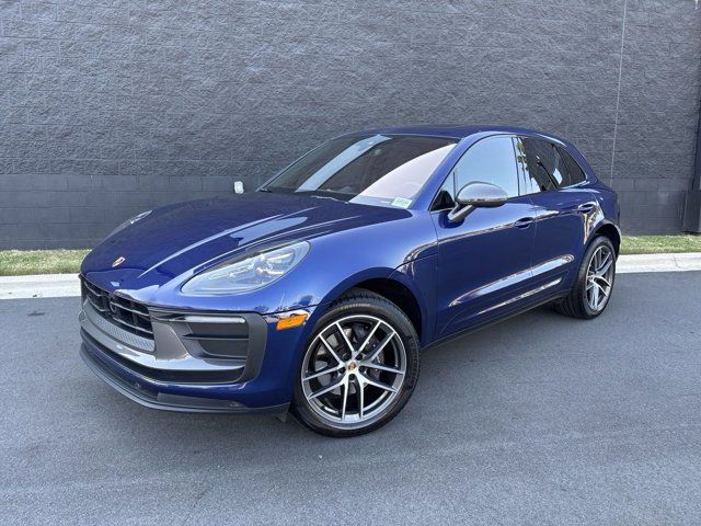 2023 Porsche Macan T