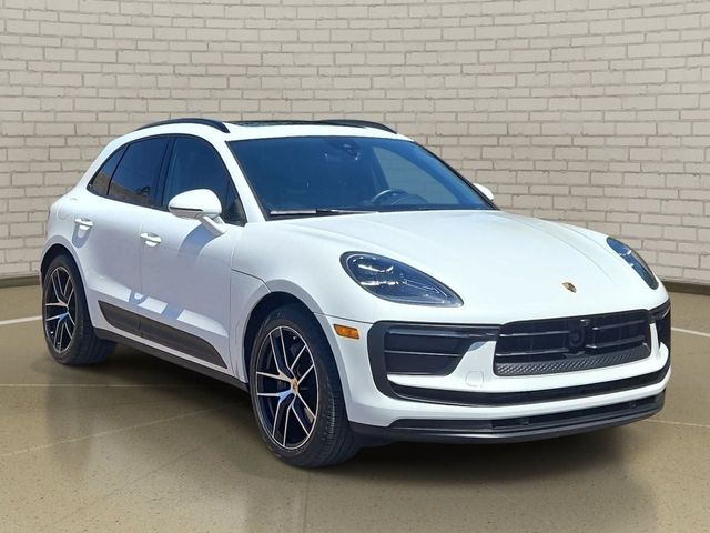 2023 Porsche Macan T
