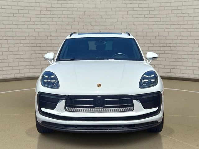 2023 Porsche Macan T