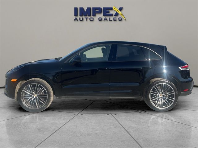 2023 Porsche Macan T