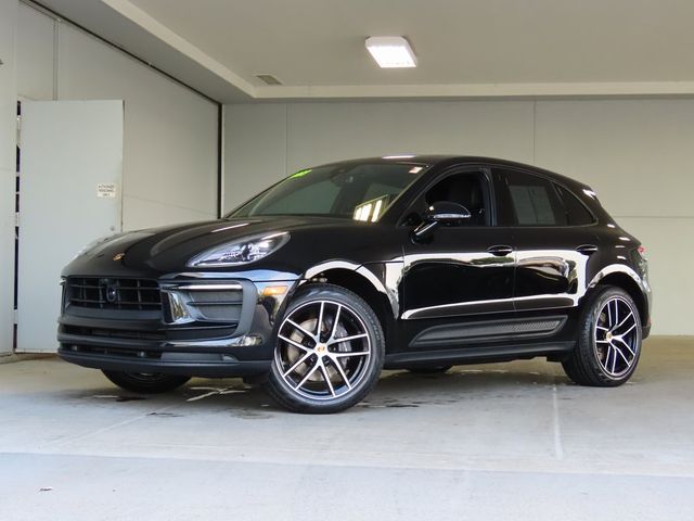 2023 Porsche Macan T