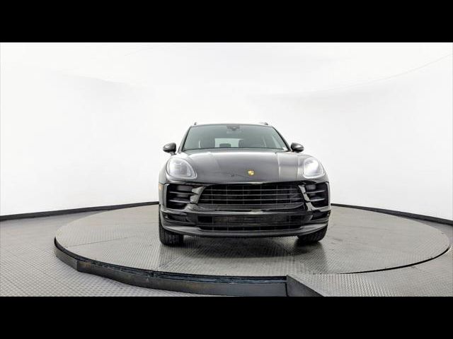 2023 Porsche Macan T