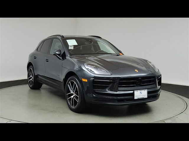 2023 Porsche Macan T