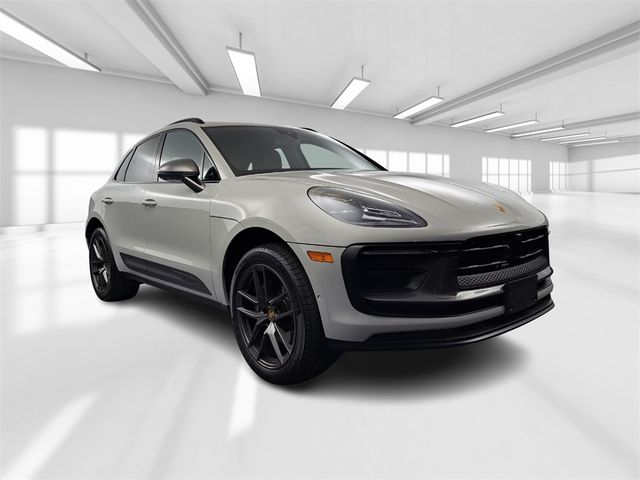 2023 Porsche Macan T