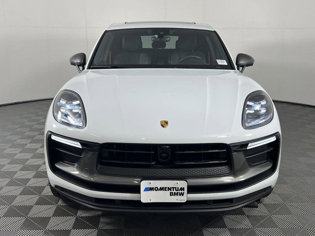 2023 Porsche Macan T