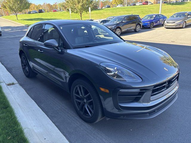 2023 Porsche Macan T