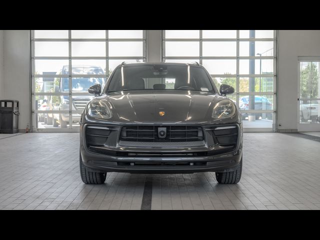 2023 Porsche Macan T