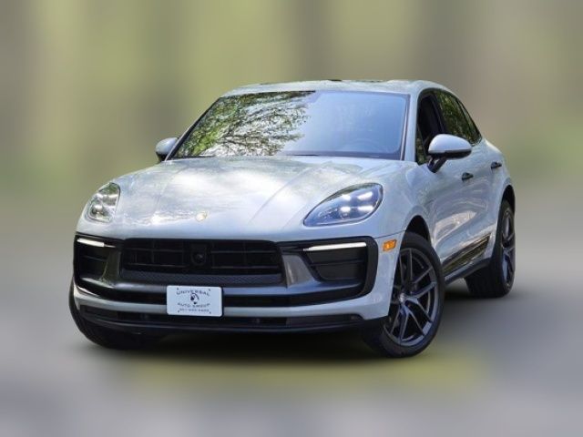 2023 Porsche Macan T