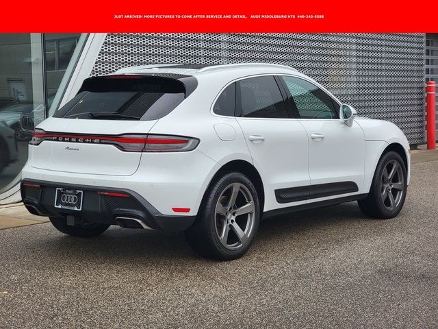 2023 Porsche Macan T