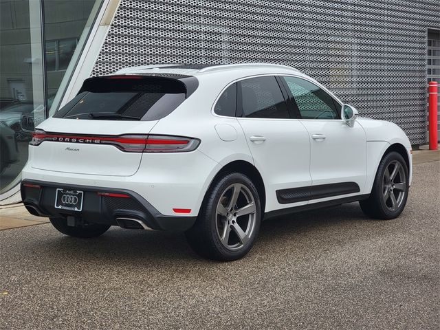 2023 Porsche Macan T