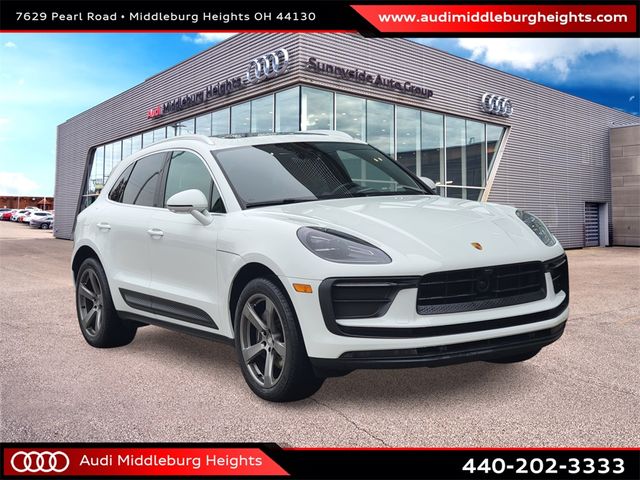 2023 Porsche Macan T