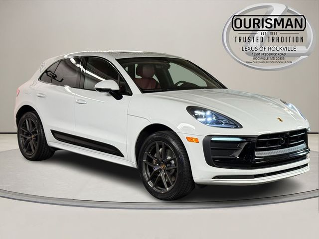 2023 Porsche Macan T