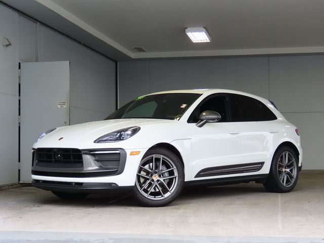 2023 Porsche Macan T