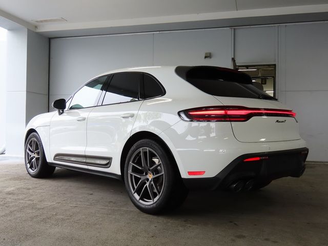 2023 Porsche Macan T