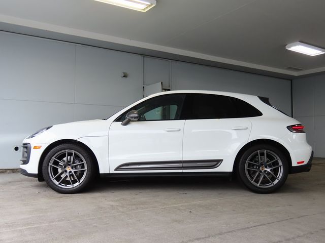 2023 Porsche Macan T