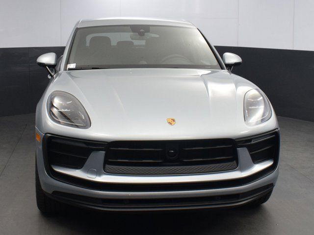 2023 Porsche Macan T