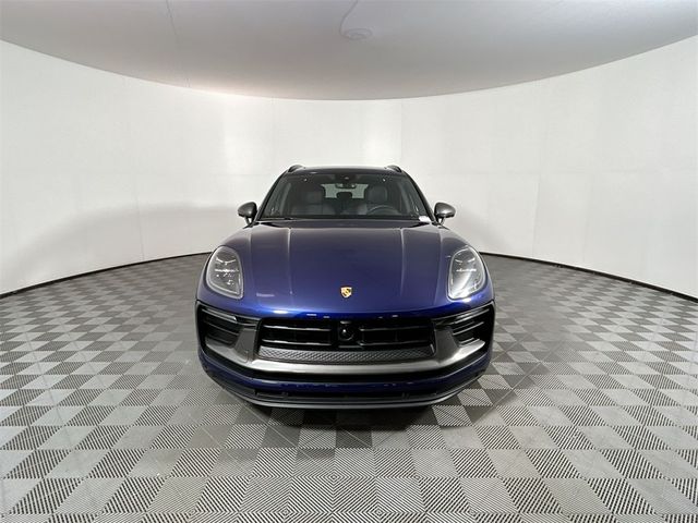 2023 Porsche Macan T