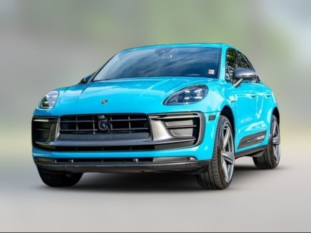2023 Porsche Macan T