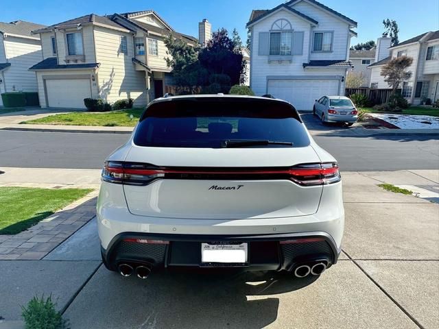 2023 Porsche Macan T