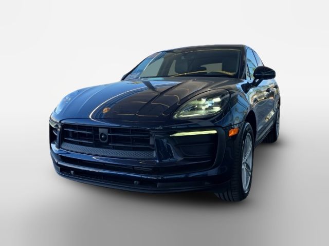 2023 Porsche Macan Base