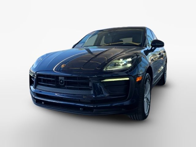 2023 Porsche Macan Base