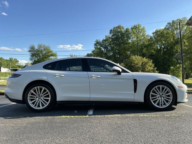 2023 Porsche Panamera 4