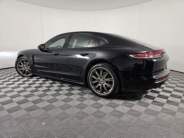 2023 Porsche Panamera 4