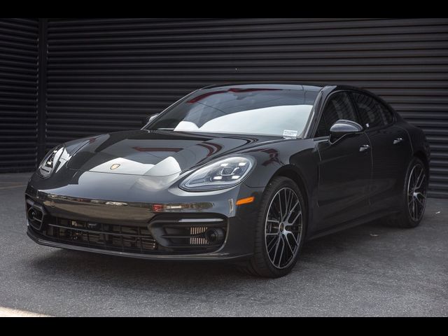 2023 Porsche Panamera 4