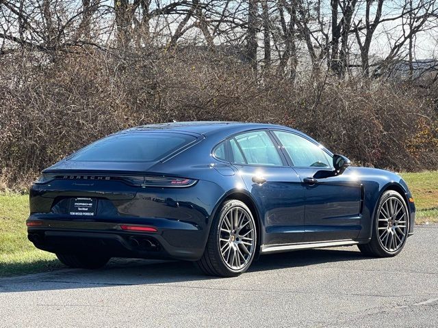 2023 Porsche Panamera 4