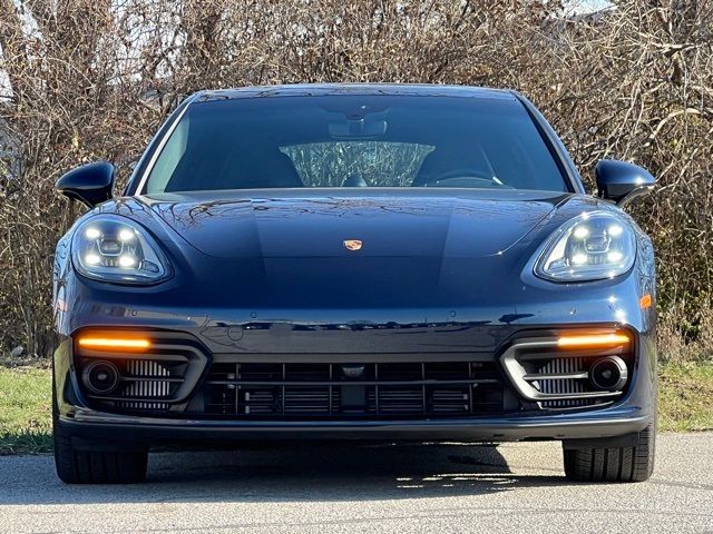 2023 Porsche Panamera 4