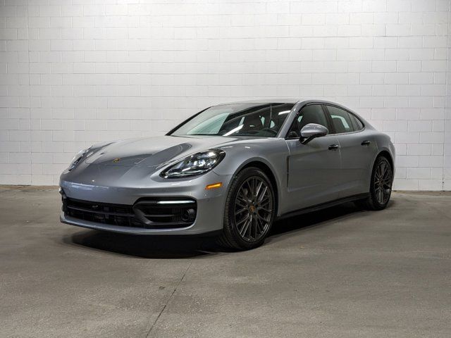 2023 Porsche Panamera 4