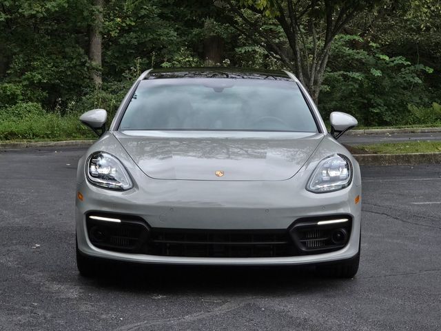 2023 Porsche Panamera 4