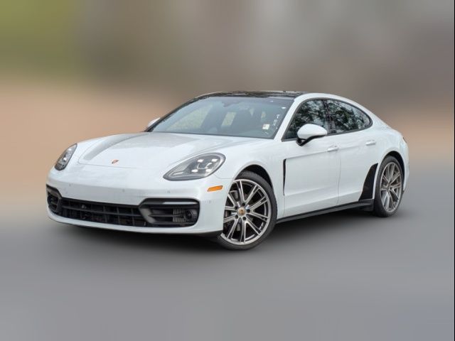 2023 Porsche Panamera 4