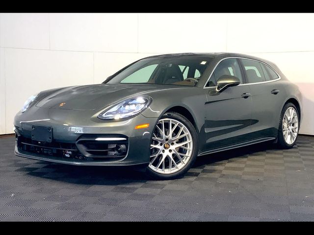 2023 Porsche Panamera 4