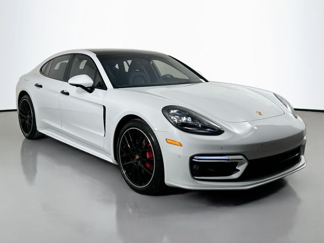 2023 Porsche Panamera 4S