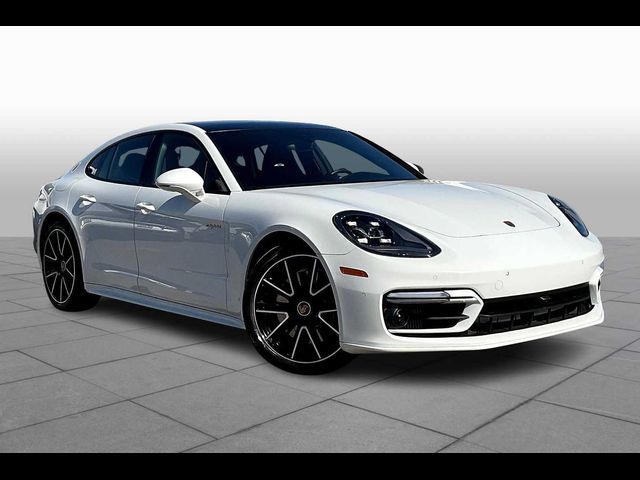 2023 Porsche Panamera E-Hybrid 4