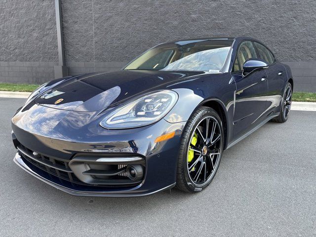 2023 Porsche Panamera E-Hybrid 4