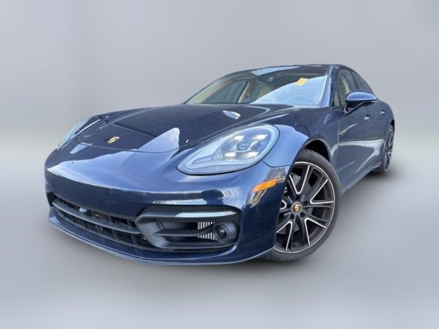 2023 Porsche Panamera E-Hybrid 4